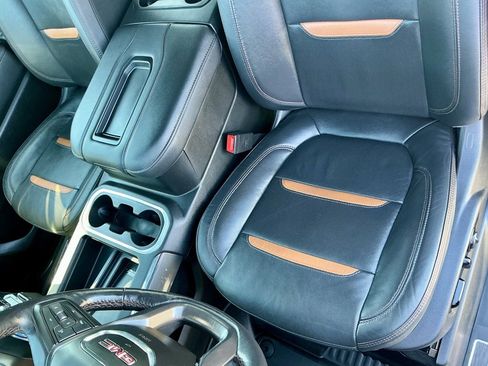 Used 2021 GMC Sierra 1500 AT4 w/ AT4 Value Package image 42