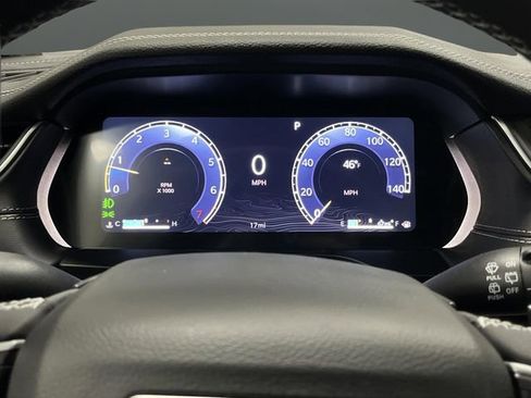 New 2025 Jeep Grand Cherokee L Limited w/ Black Appearance Package image 18