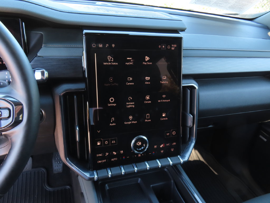 Used 2025 GMC Acadia AT4 w/ Luxury Package AWD/4WD image 21