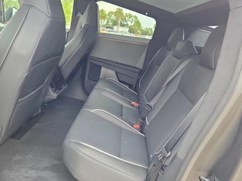 Used 2026 Tesla Cybertruck AWD Crew Cab image 10