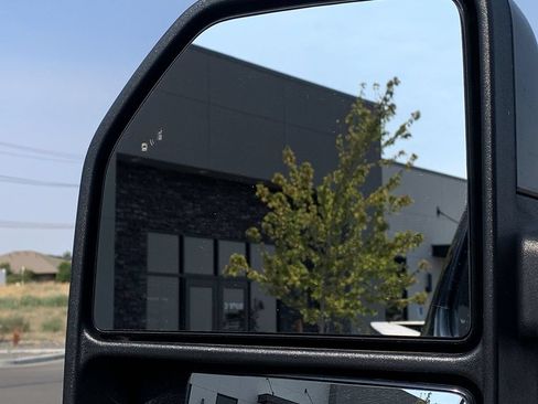 Used 2023 Ford F350 Lariat w/ Lariat Ultimate Package AWD/4WD image 15