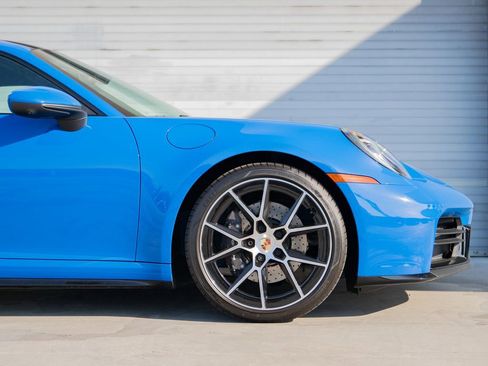 Certified 2025 Porsche 911 Carrera S image 9