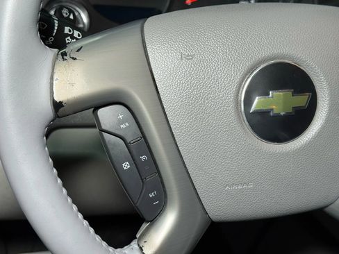 Used 2012 Chevrolet Suburban LT image 42