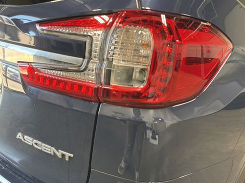Certified 2024 Subaru Ascent Premium w/ Convenience Package AWD/4WD image 8