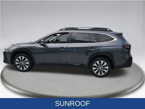 Used 2023 Subaru Outback Limited image 20