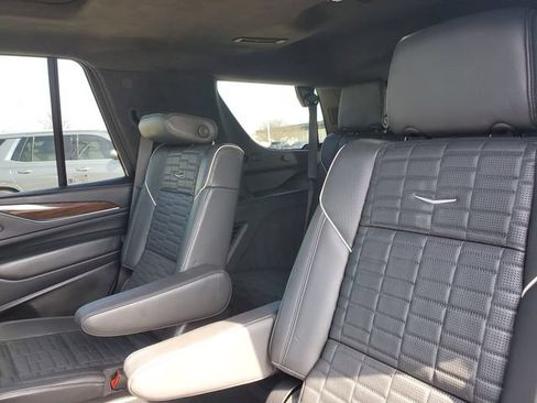 Used 2022 Cadillac Escalade Sport Platinum AWD/4WD image 29