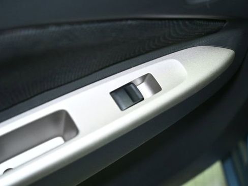 Used 2011 Toyota Yaris Sedan image 42