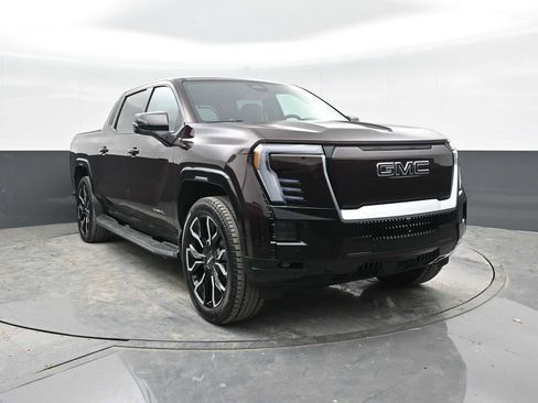 New 2025 GMC Sierra EV Denali image 7