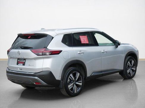 Certified 2023 Nissan Rogue SL w/ SL Premium Package image 3