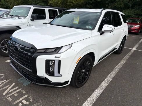 Used 2025 Hyundai Palisade Calligraphy AWD/4WD image 2