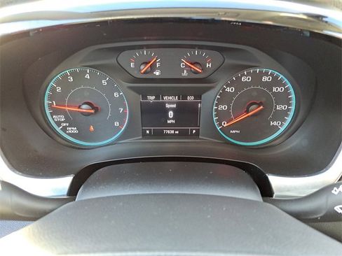 Used 2020 Chevrolet Traverse LS image 12