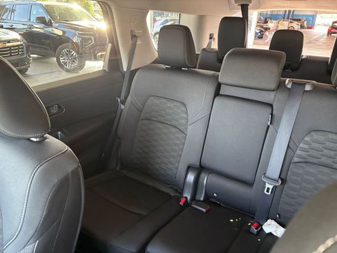 Used 2025 Nissan Pathfinder SV image 40