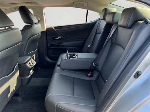 Certified 2024 Lexus ES 350 w/ Premium Package image 11