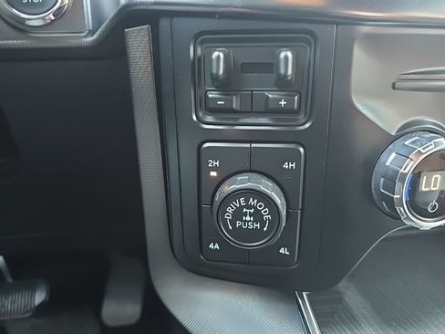 Used 2021 Ford F150 Platinum w/ Equipment Group 701A High AWD/4WD image 18