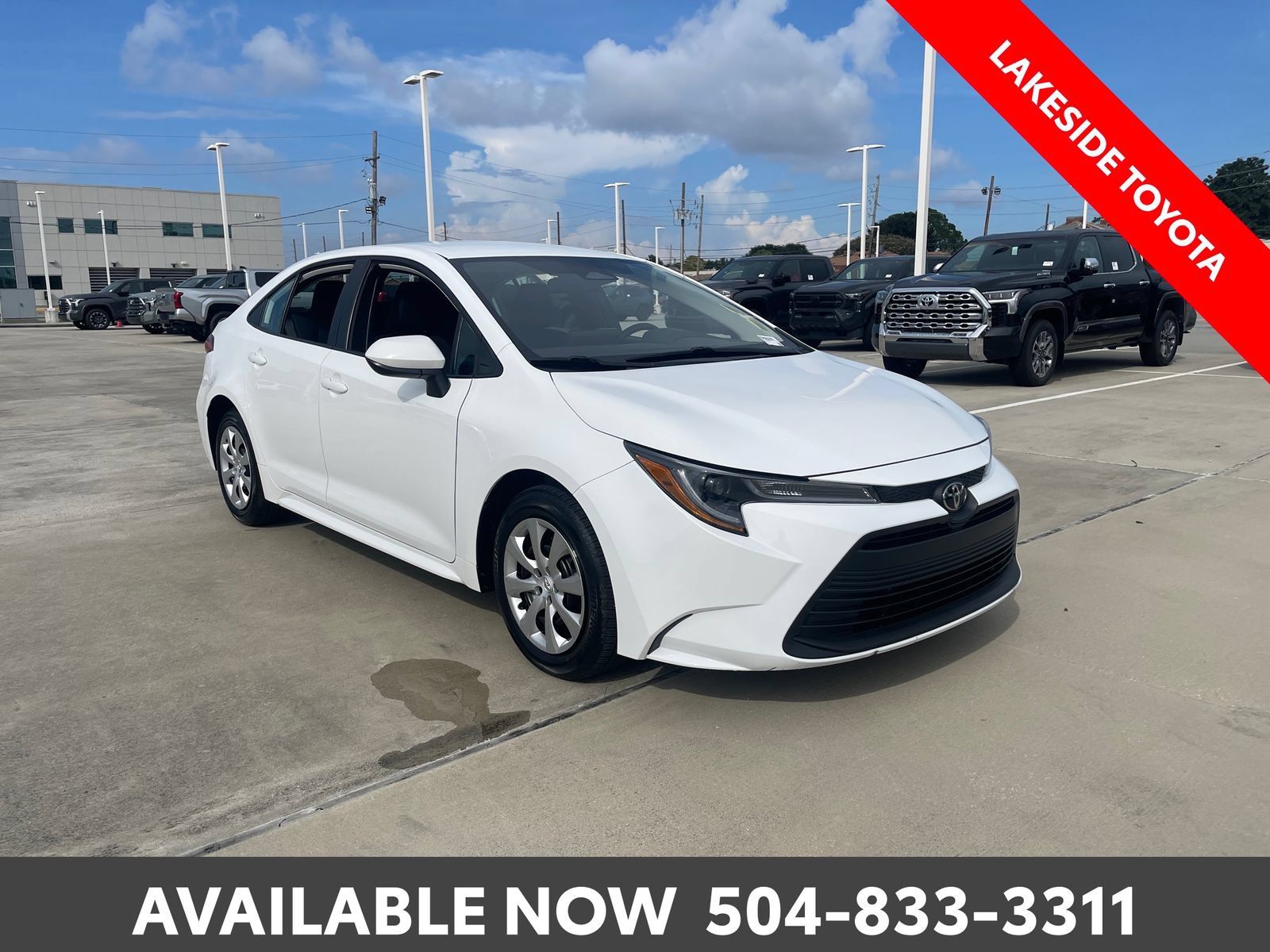 Used 2026 Toyota Corolla LE FWD image 7