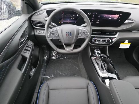 New 2026 Buick Envista Sport Touring w/ Convenience I Package FWD image 3