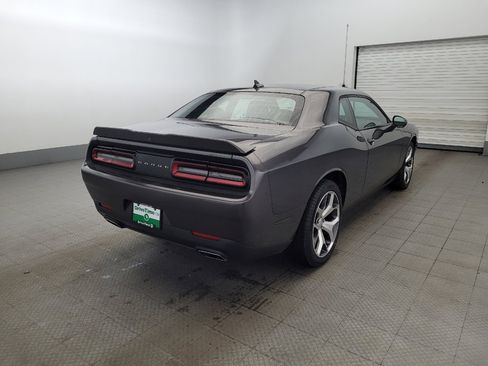 Used 2015 Dodge Challenger SXT Plus image 9