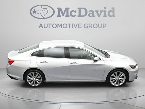Used 2016 Chevrolet Malibu Premier w/ Driver Confidence Package II FWD image 39