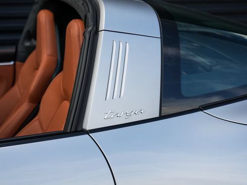 Certified 2026 Porsche 911 Targa 4S AWD/4WD image 15