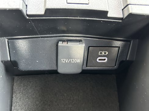 Certified 2023 Toyota Corolla LE image 32