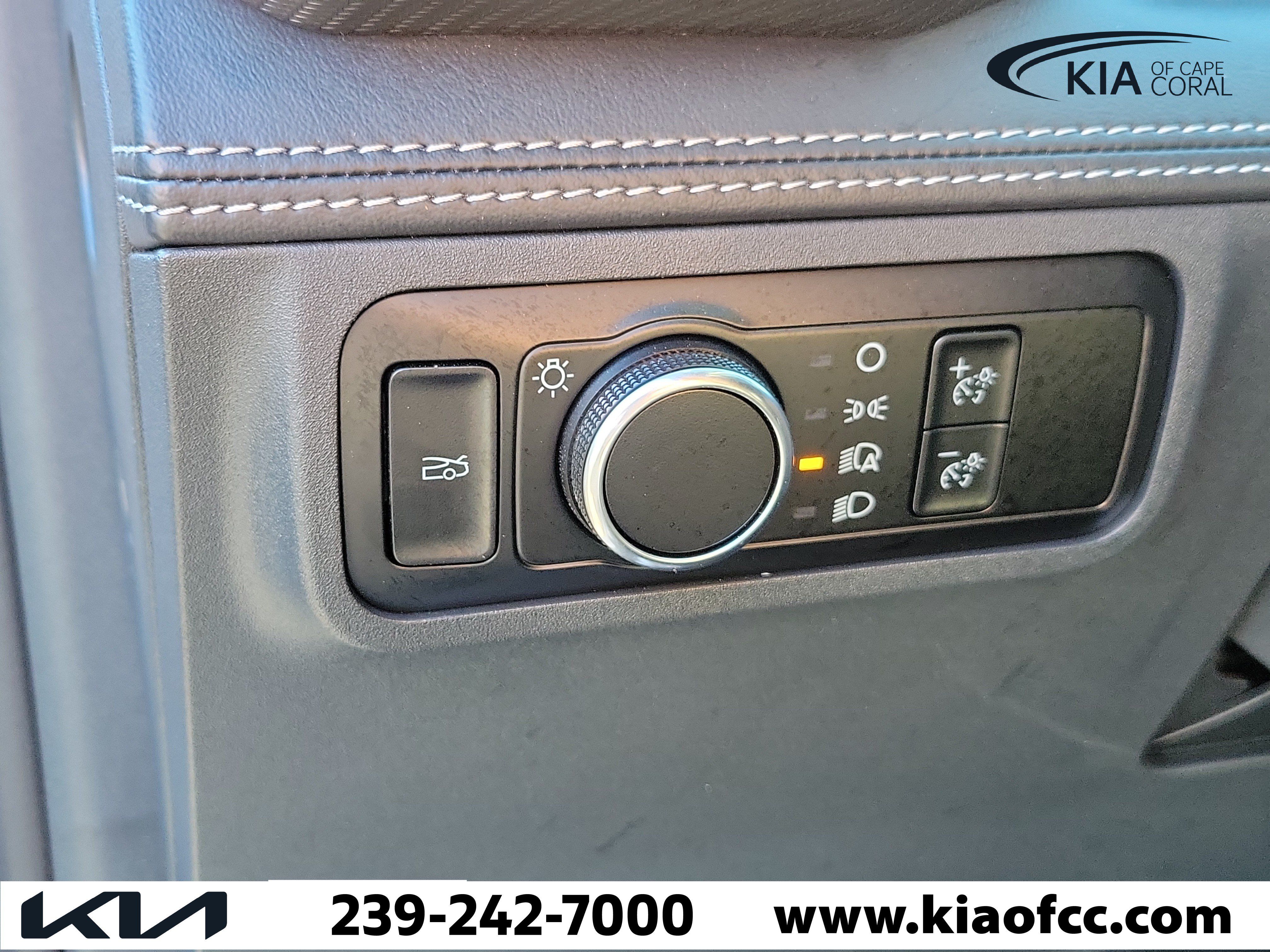 Used 2024 Ford Mustang GT Premium RWD image 21