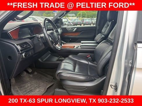 Used 2018 Lincoln Navigator Reserve w/ Technology Package AWD/4WD image 6