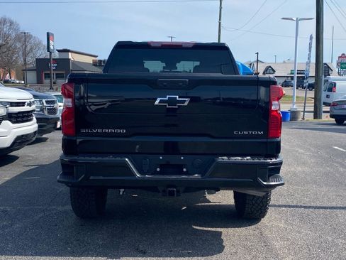 New 2026 Chevrolet Silverado 1500 Custom Trail Boss AWD/4WD image 4