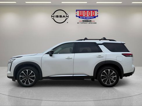 New 2026 Nissan Pathfinder SL image 6