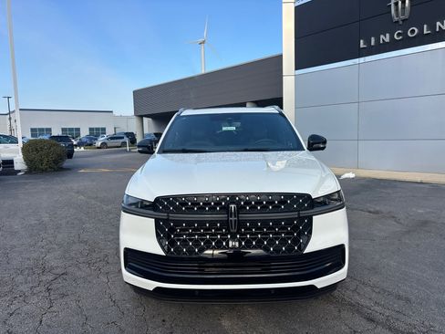 New 2026 Lincoln Navigator L Black Label image 2