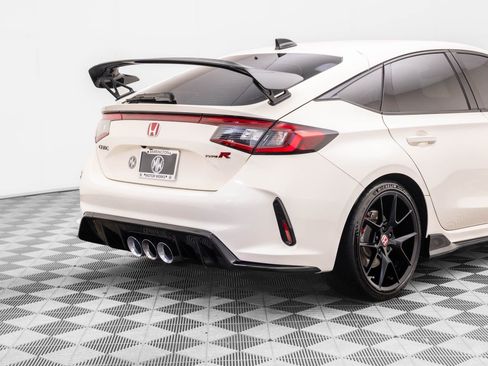 Used 2023 Honda Civic Type R image 36