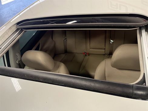 Used 2016 Nissan Altima 2.5 SL w/ 2.5 Technology Package image 23