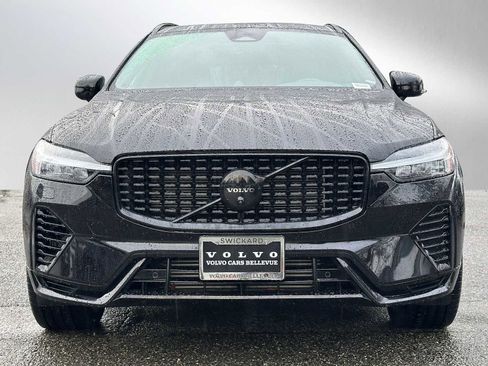 Certified 2024 Volvo XC60 T8 Ultimate w/ Climate Package image 8