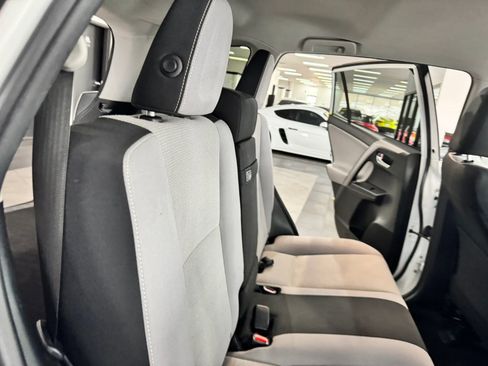 Used 2017 Toyota RAV4 XLE w/ Protection Package image 13
