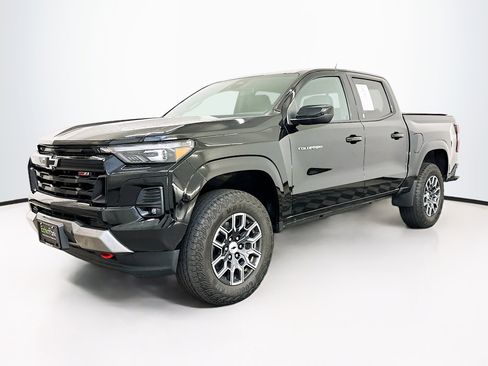 Used 2023 Chevrolet Colorado Z71 image 3