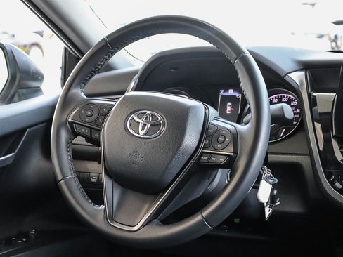 Used 2023 Toyota Camry SE w/ Protection Package (Q2) (TMS) FWD image 17