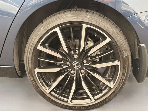 Used 2025 Honda Accord Touring image 28