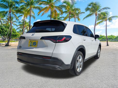 Used 2023 Honda HR-V LX image 4