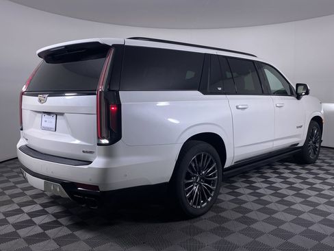 Used 2023 Cadillac Escalade ESV V AWD/4WD image 22
