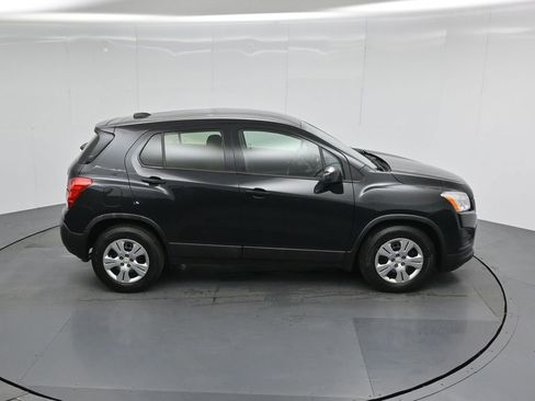 Used 2016 Chevrolet Trax LS w/ LPO, Cargo Package image 35