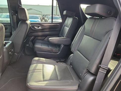 Used 2021 Chevrolet Tahoe RST w/ Luxury Package RWD image 18