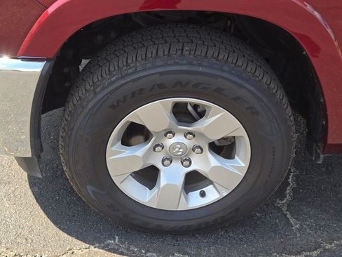 Used 2025 RAM 1500 Big Horn AWD/4WD image 9