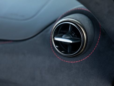 Used 2021 McLaren 720S Performance RWD image 30