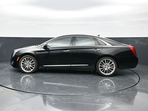 Used 2013 Cadillac XTS Platinum FWD image 4