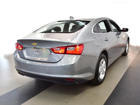 Used 2024 Chevrolet Malibu LT FWD image 7