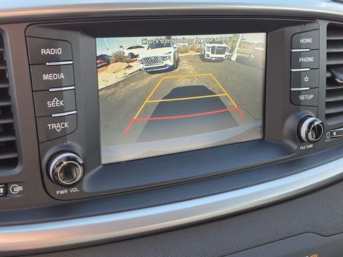 Certified 2020 Kia Sorento EX image 23