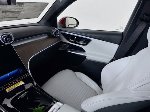 New 2026 Mercedes-Benz GLC 300 GLC 300 image 26