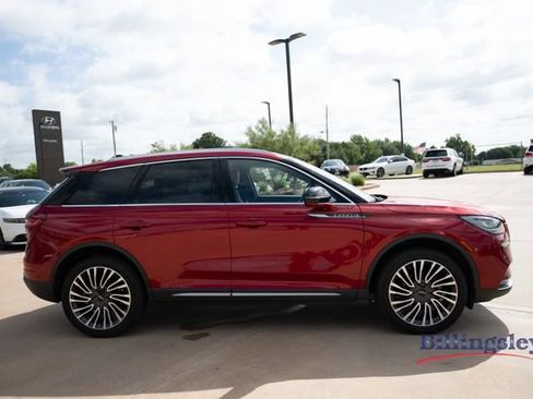 Used 2021 Lincoln Corsair Reserve w/ Equipment Group 201A FWD image 6