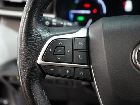 Used 2021 Toyota Sienna XLE image 22