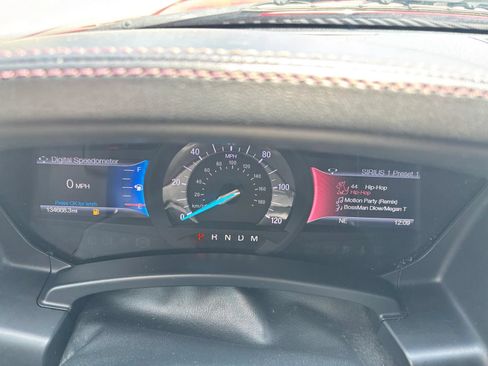 Used 2017 Ford Expedition Platinum RWD image 36
