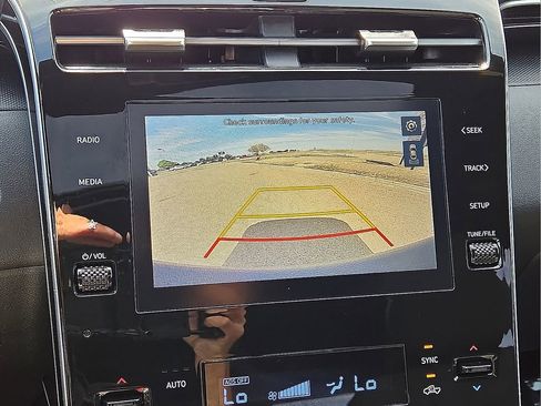 Used 2022 Hyundai Santa Cruz SEL Premium w/ Cargo Package image 26